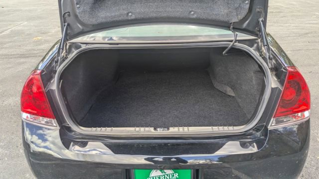 2015 Chevrolet Impala Limited LS Image 14 of 37