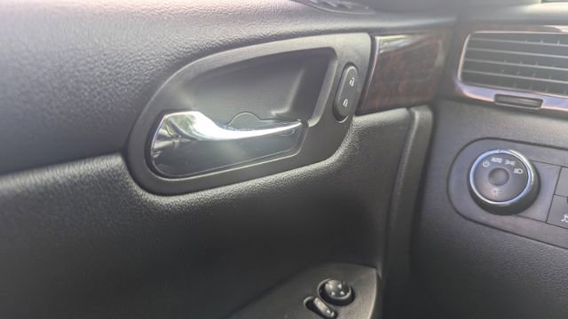 2015 Chevrolet Impala Limited LS Image 32 of 37