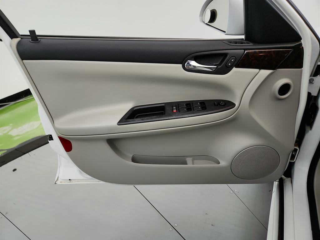 2015 Chevrolet Impala Limited LS Image 30 of 37