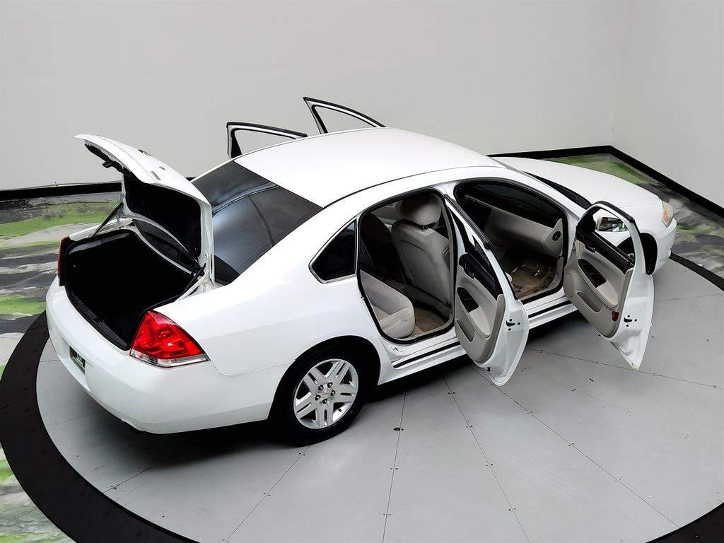 2015 Chevrolet Impala Limited LS Image 13 of 37