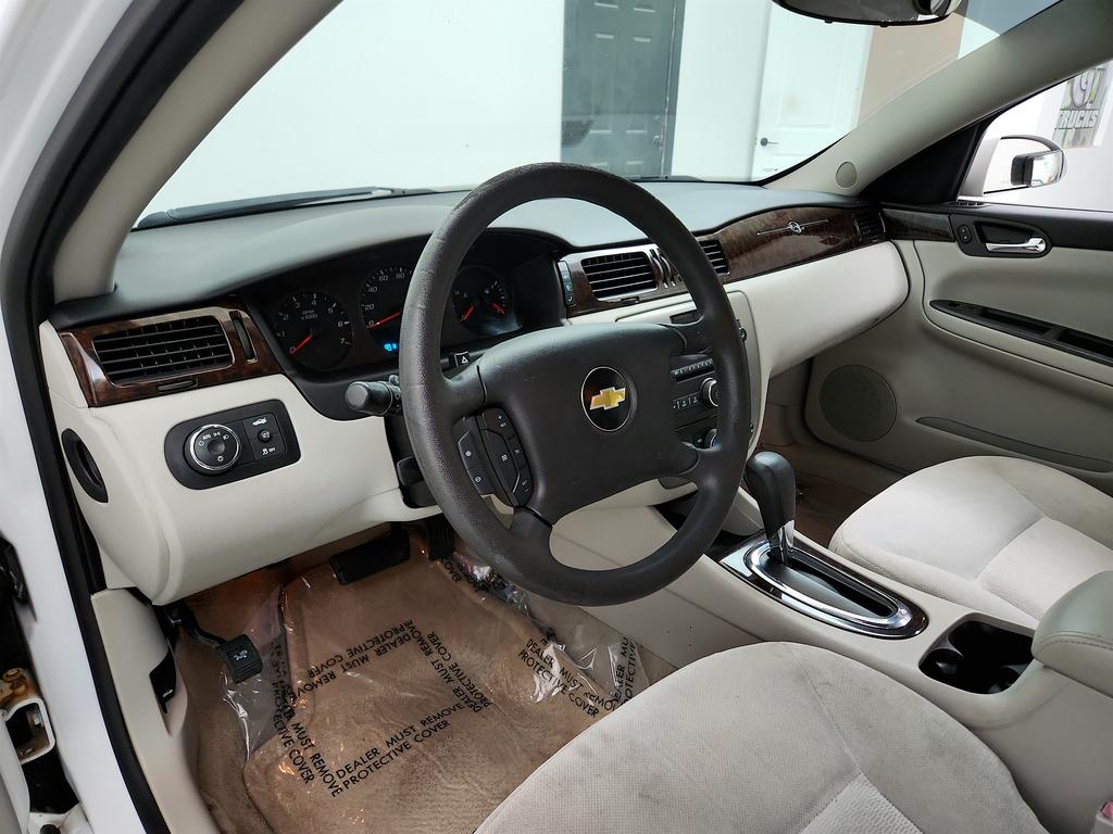 2015 Chevrolet Impala Limited LS Image 25 of 37