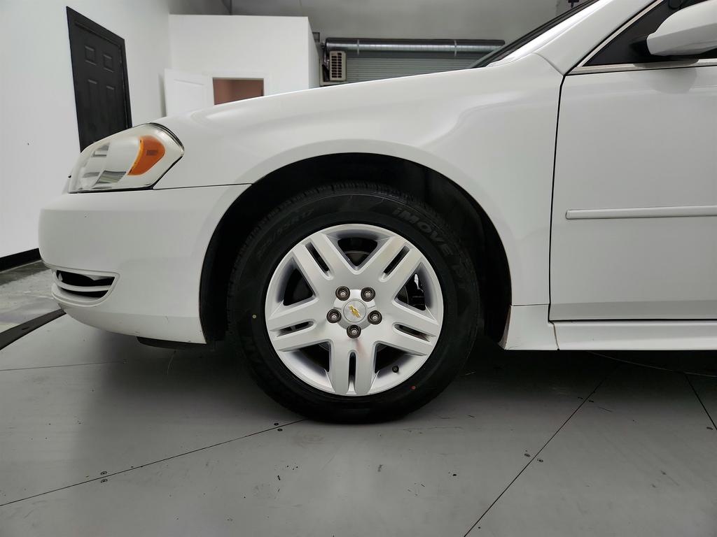 2015 Chevrolet Impala Limited LS Image 18 of 37