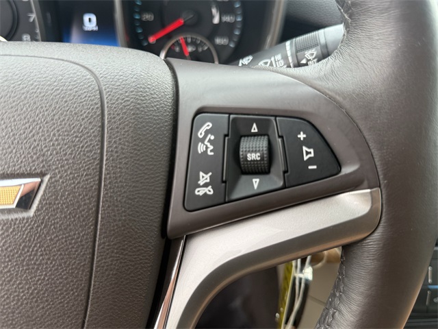 Vehicle image 19 of 24