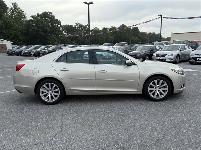 Vehicle image 4 of 24