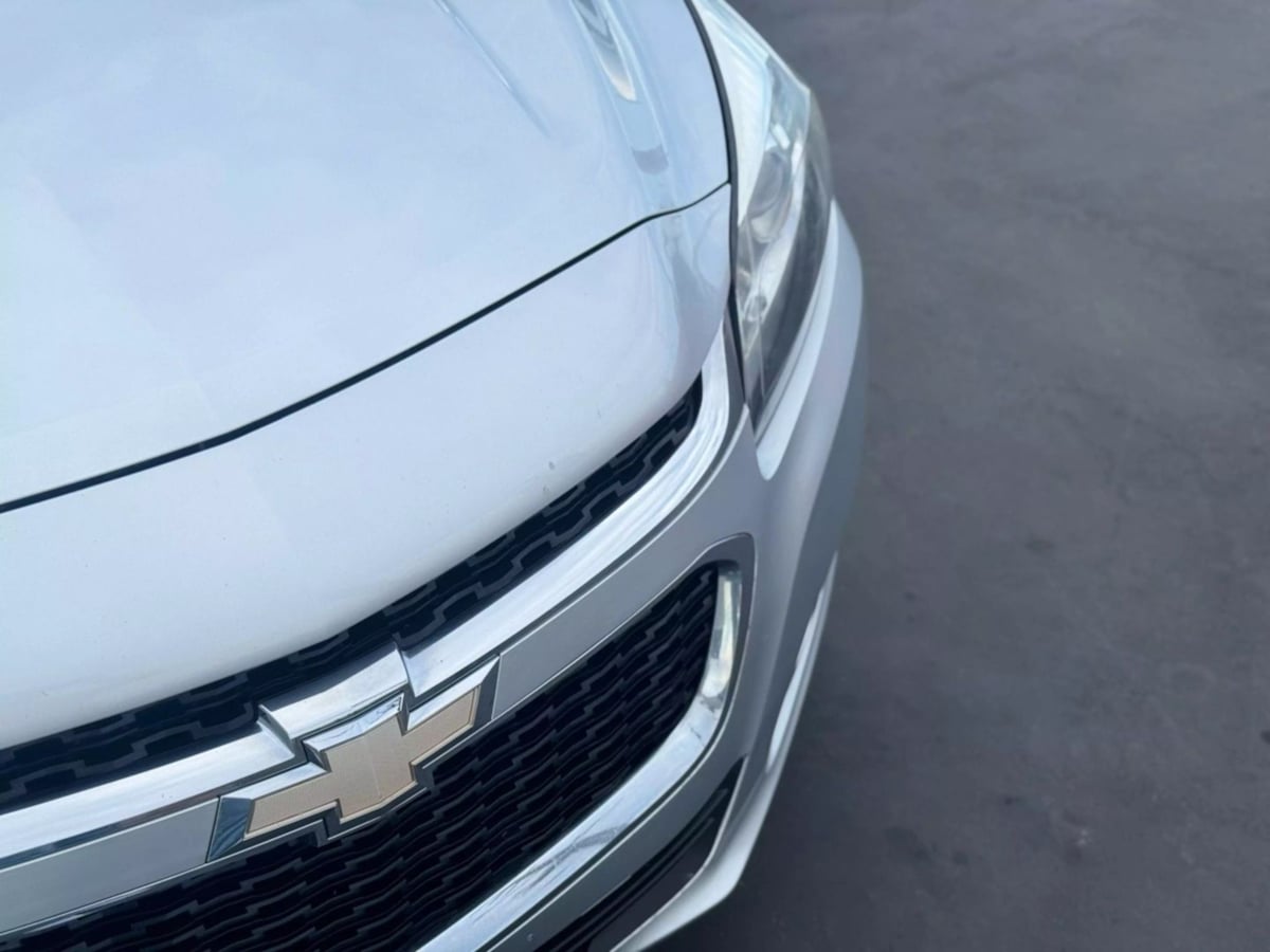 Vehicle image 10 of 29