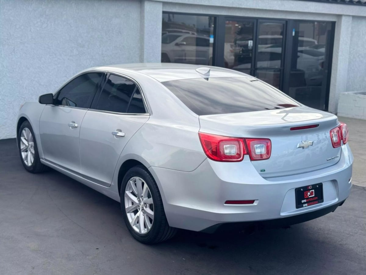 Vehicle image 6 of 29