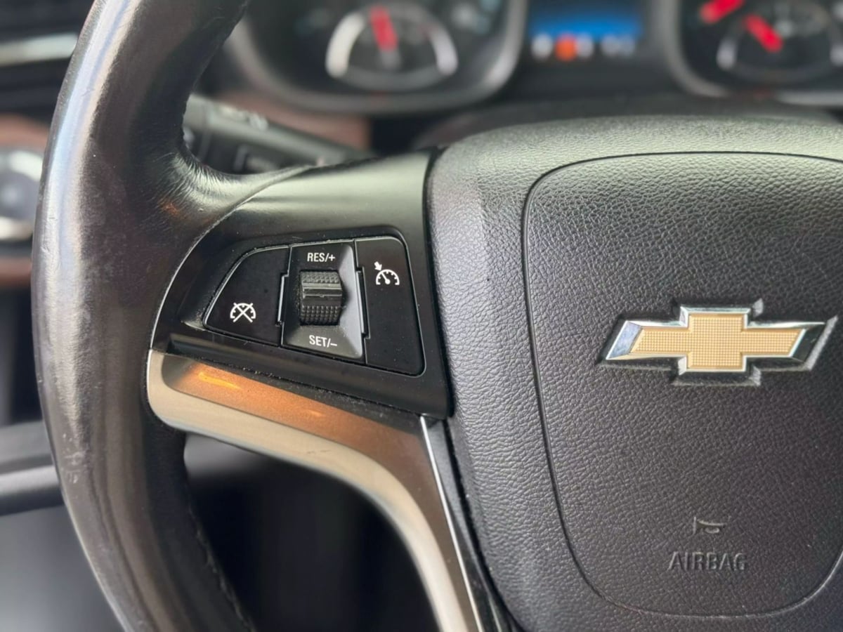 Vehicle image 23 of 29