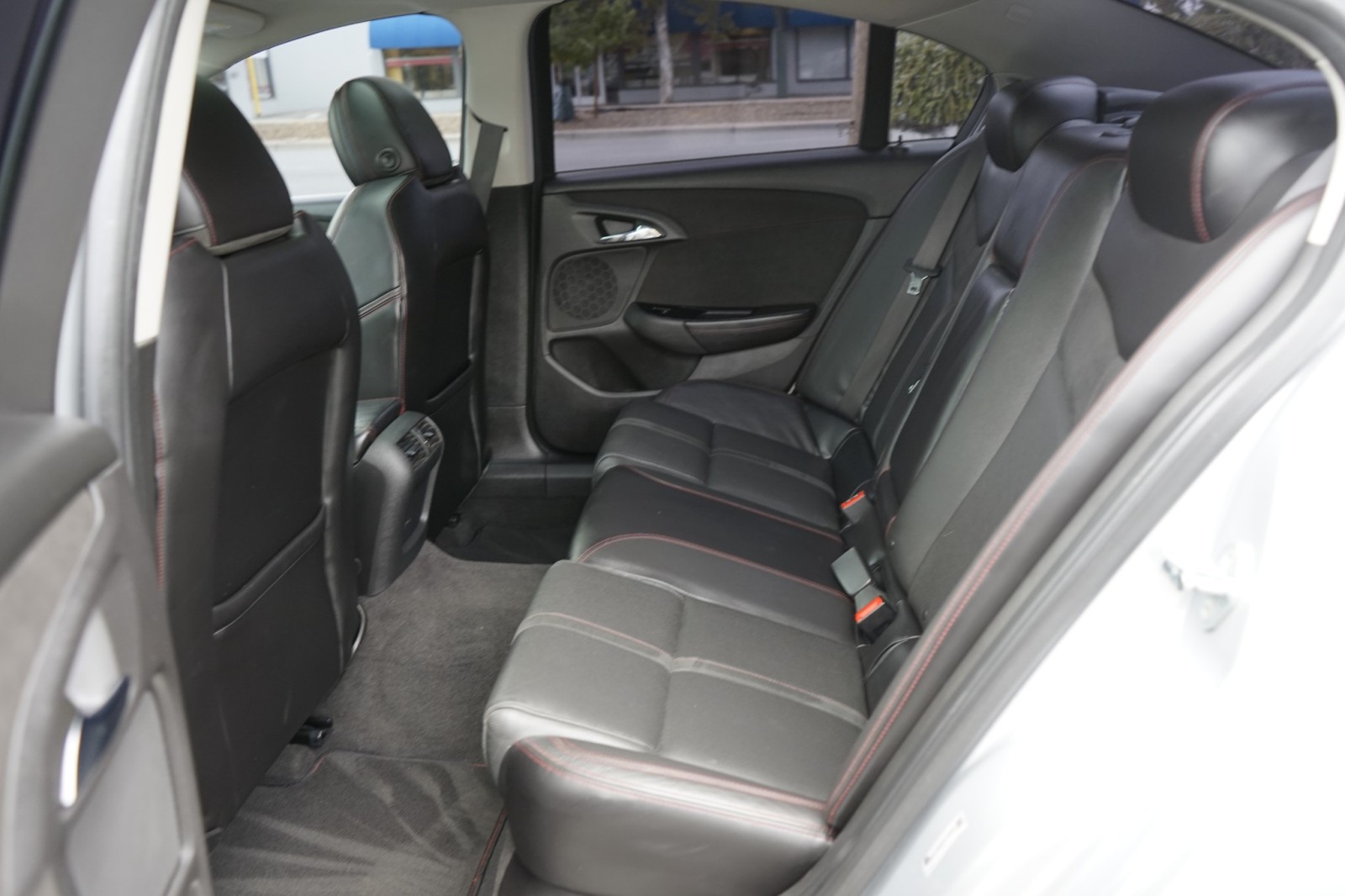 2015 Chevrolet SS Base Image 15 of 27