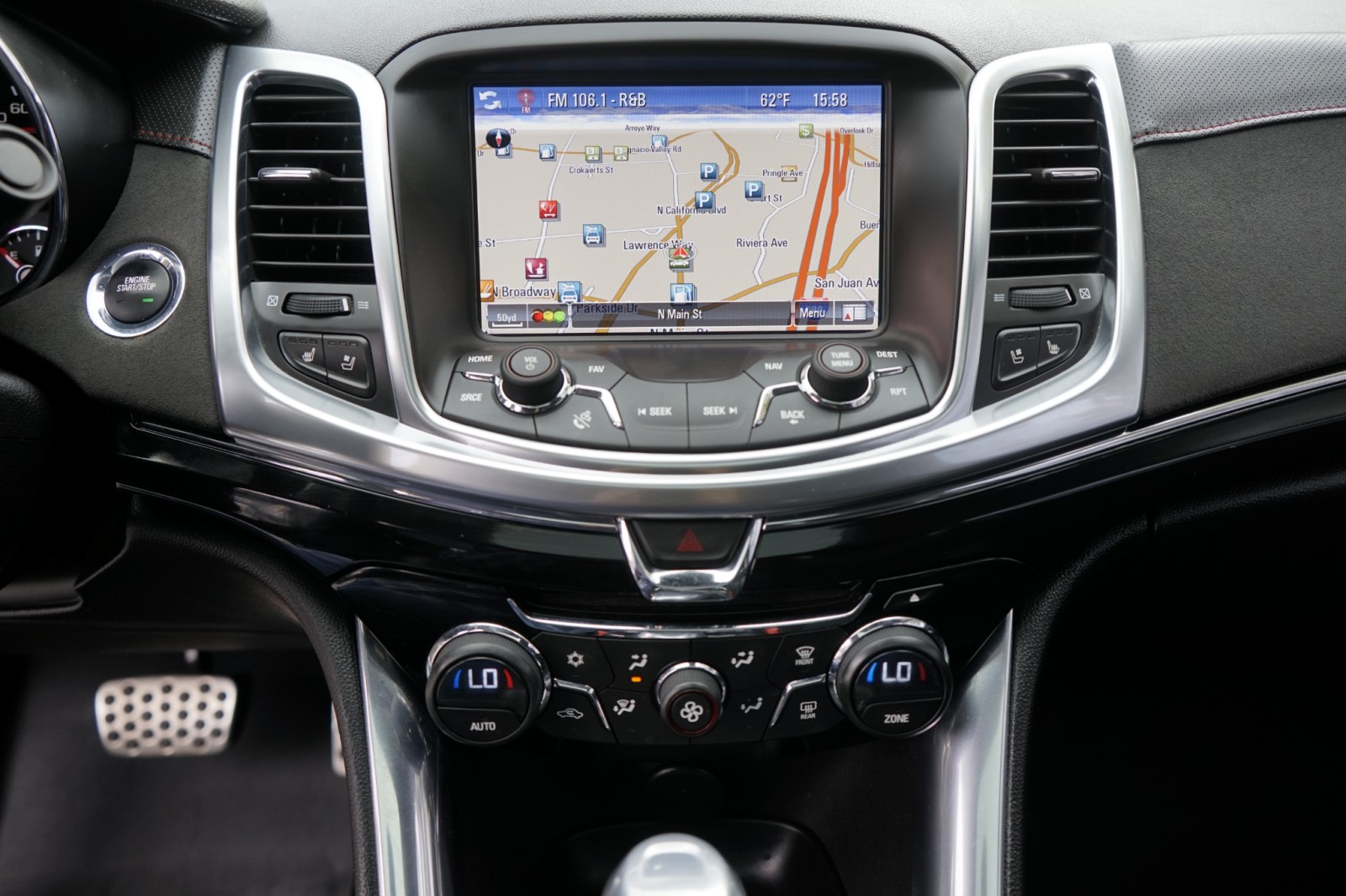 2015 Chevrolet SS Base Image 23 of 27