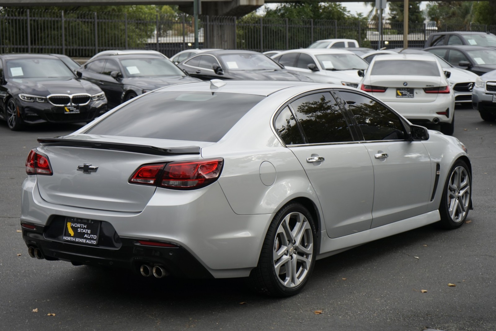 2015 Chevrolet SS Base Image 7 of 27