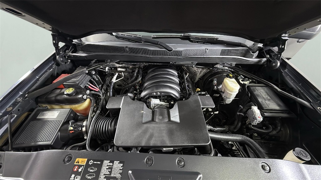 Vehicle image 17 of 35