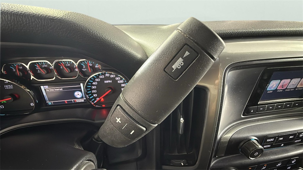 Vehicle image 33 of 35