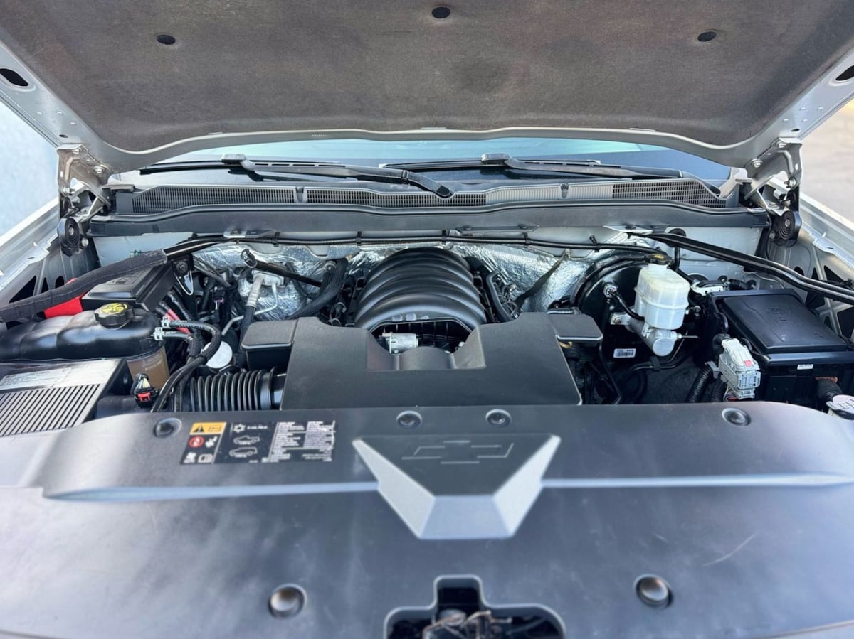 Vehicle image 34 of 36