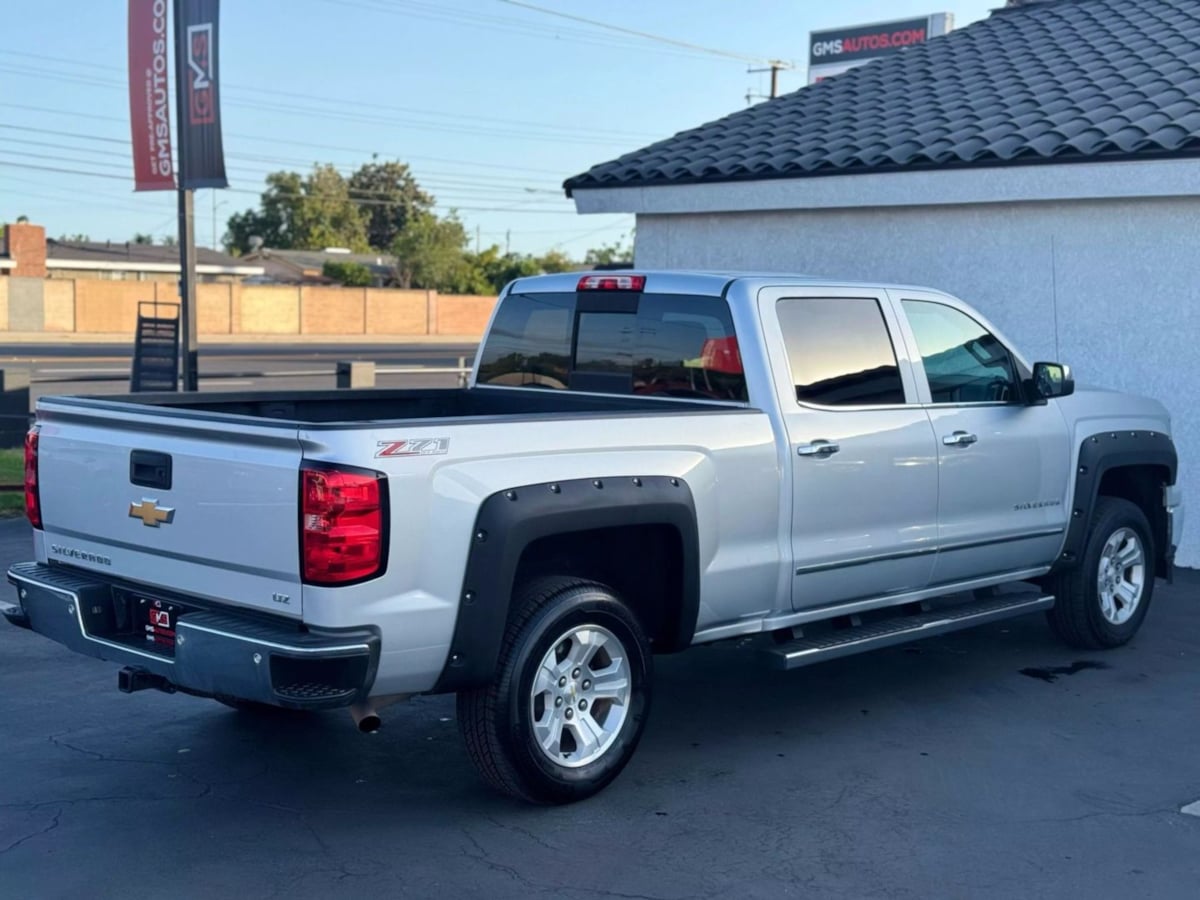 Vehicle image 6 of 36