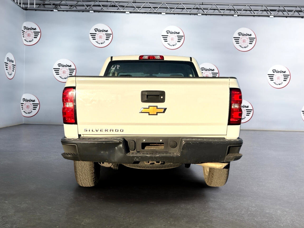 2015 Chevrolet Silverado 1500 Work Truck Image 5 of 12