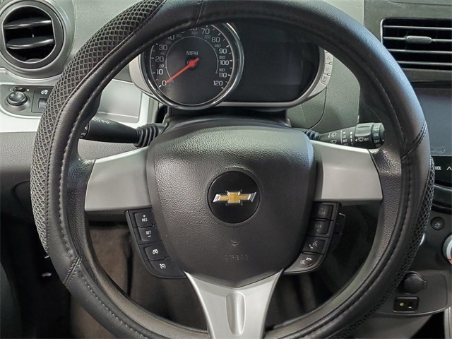 Vehicle image 22 of 24