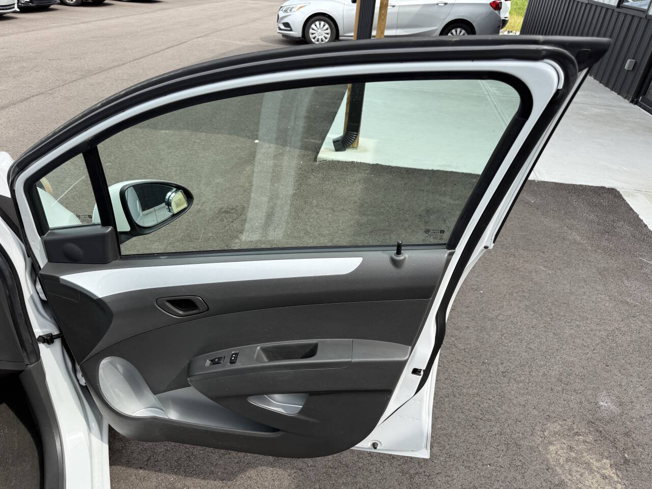 2015 Chevrolet Spark LT Image 19 of 22