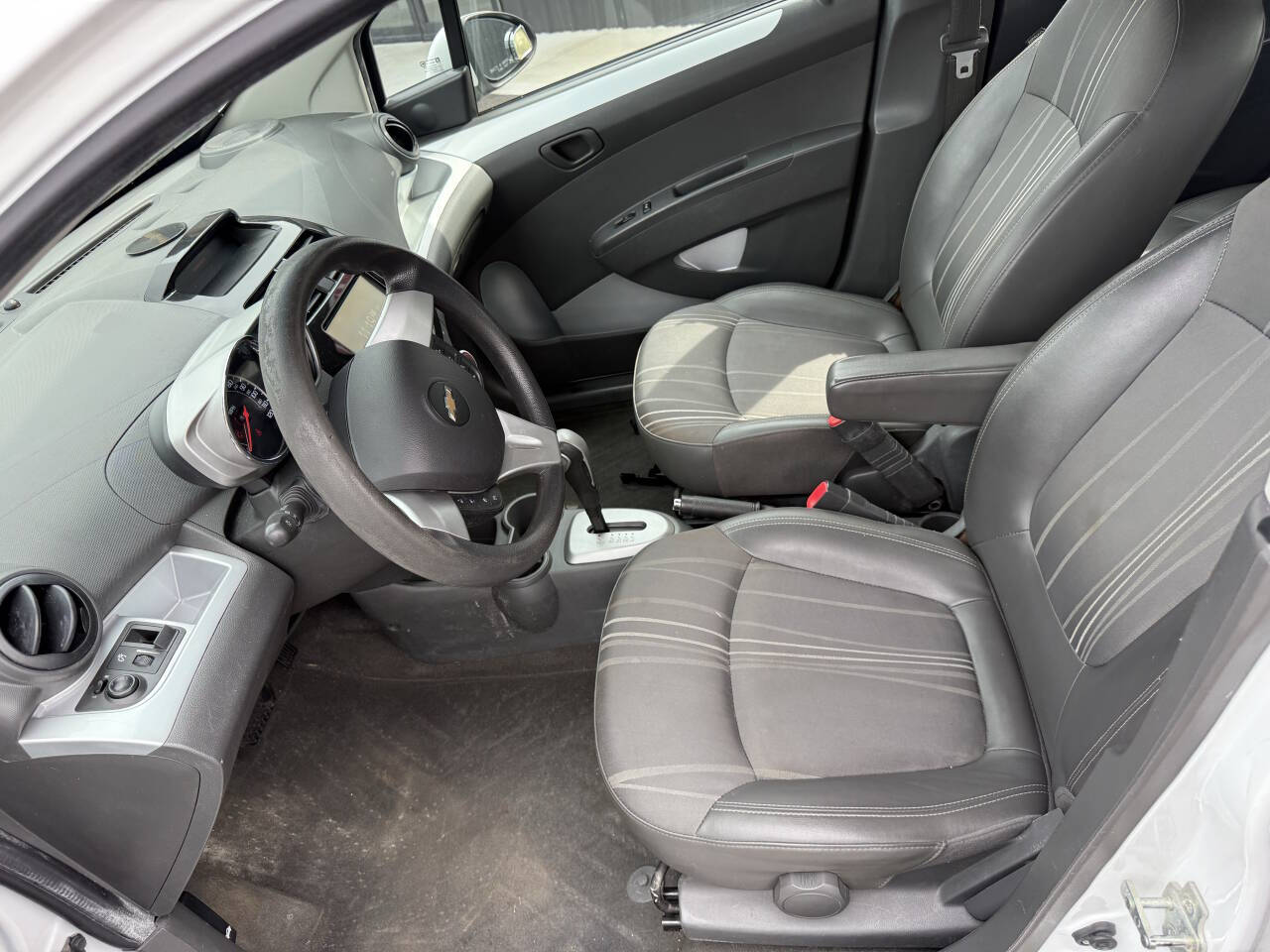 2015 Chevrolet Spark LT Image 12 of 22