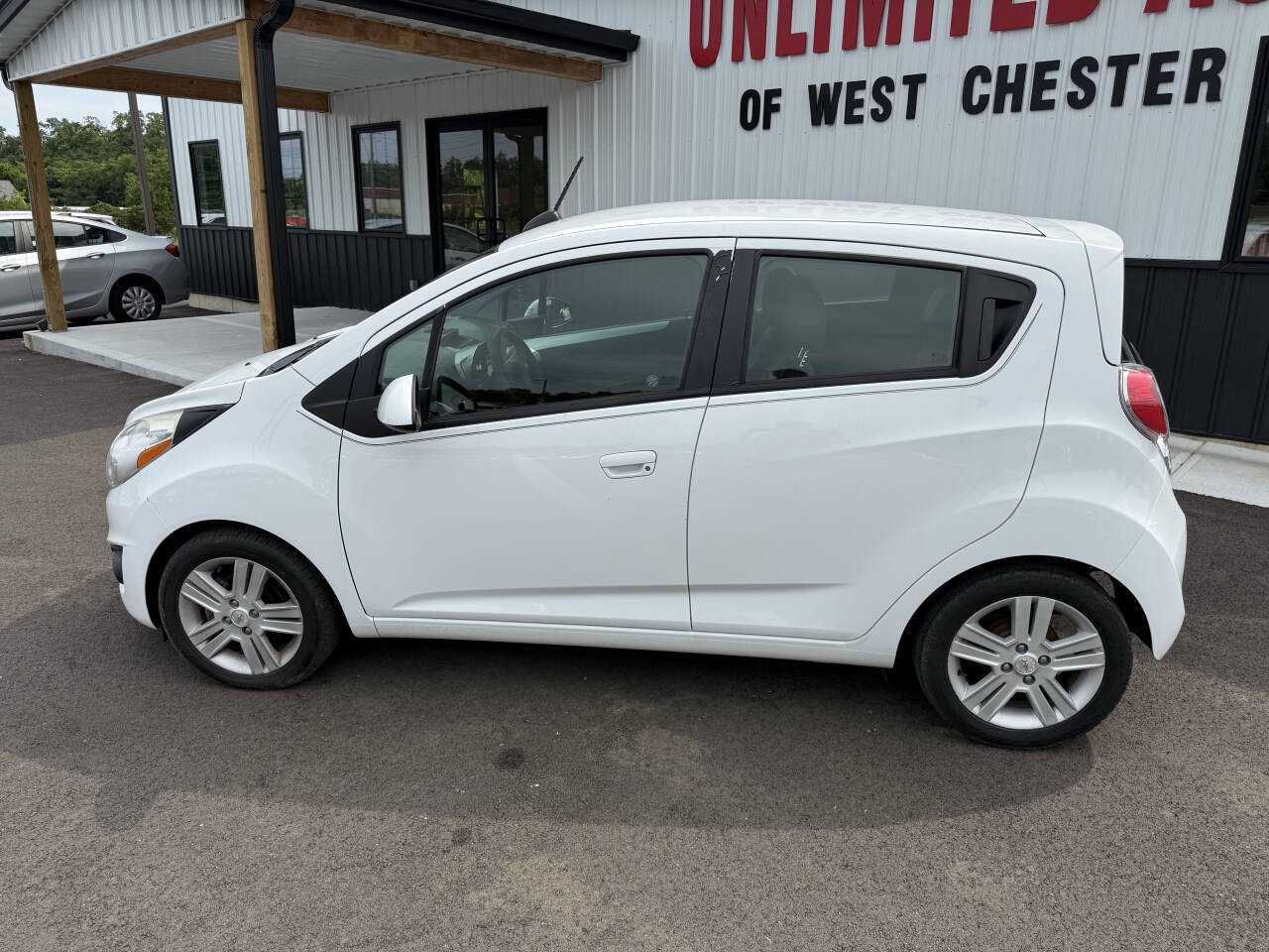 2015 Chevrolet Spark LT Image 9 of 22