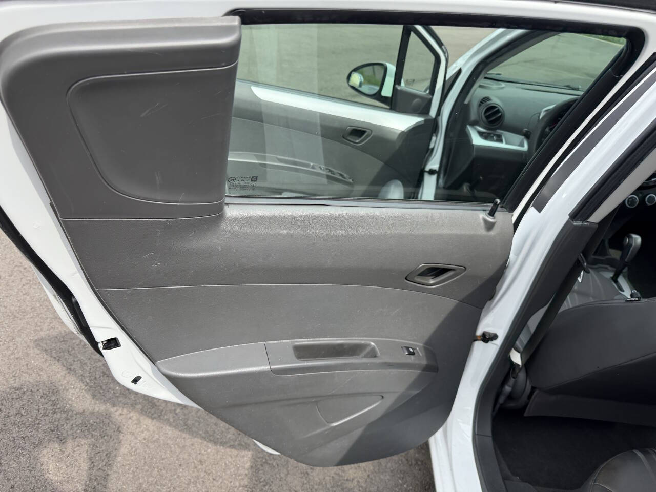 2015 Chevrolet Spark LT Image 20 of 22