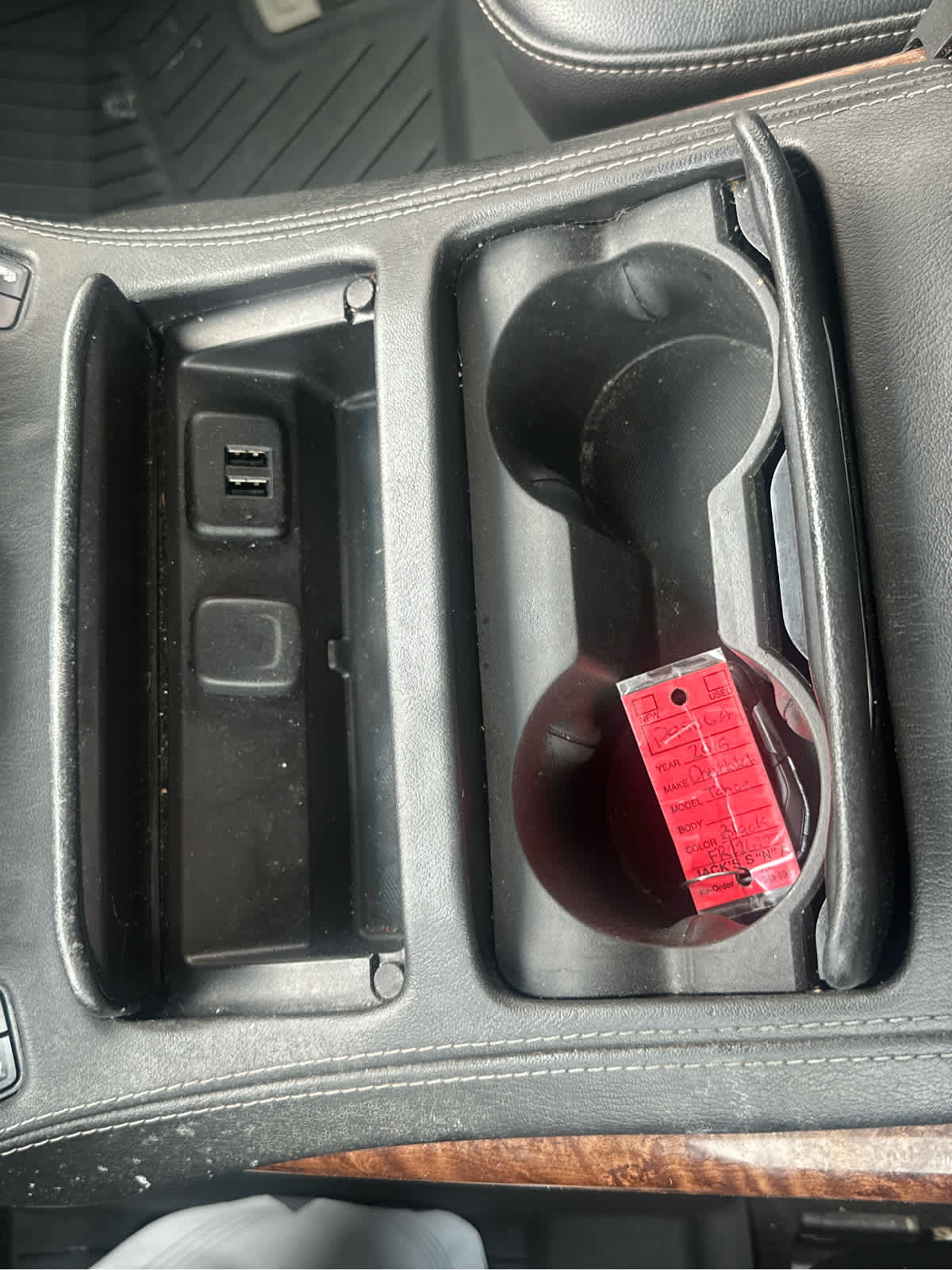 Vehicle image 37 of 48