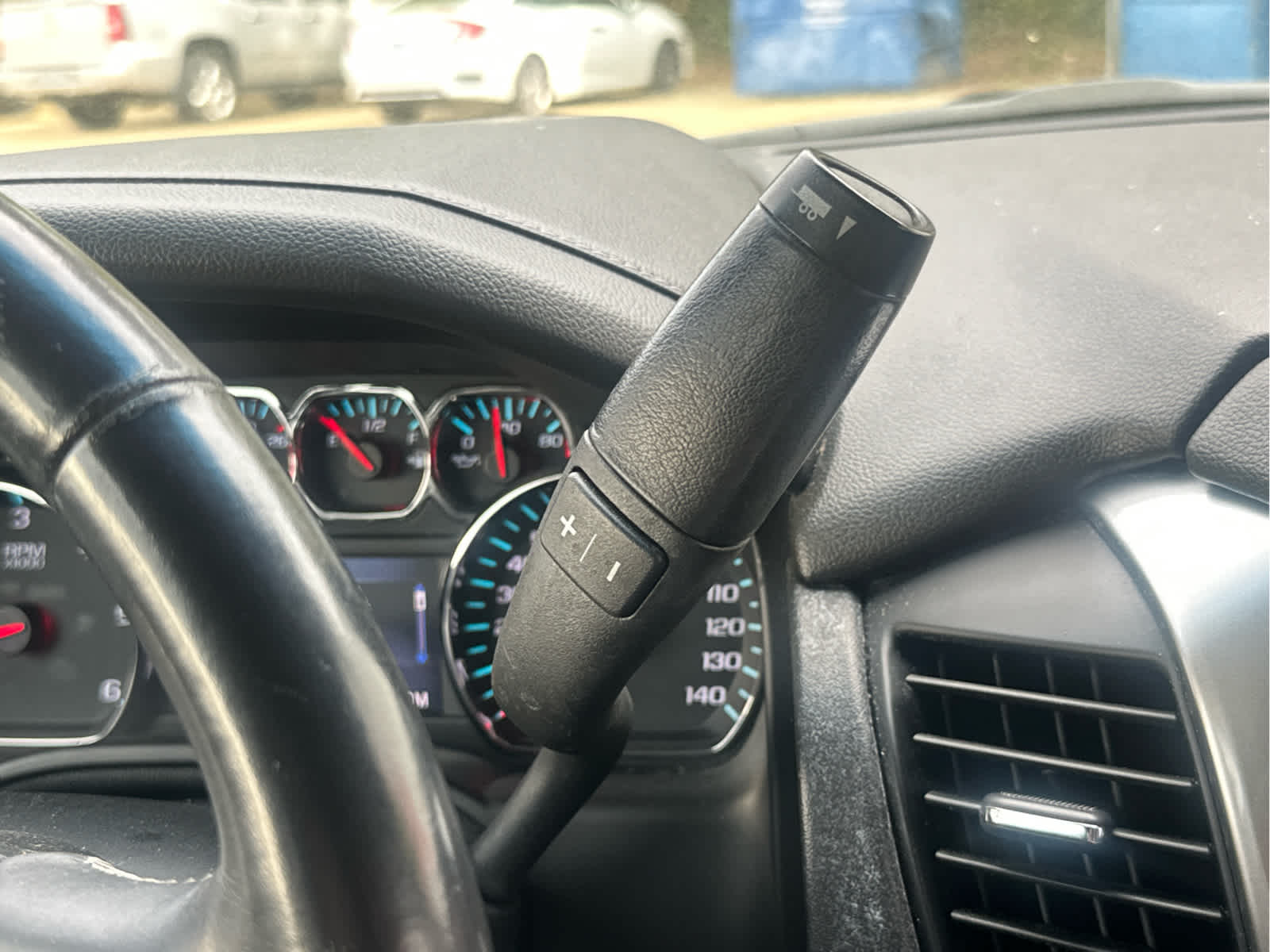 Vehicle image 15 of 48