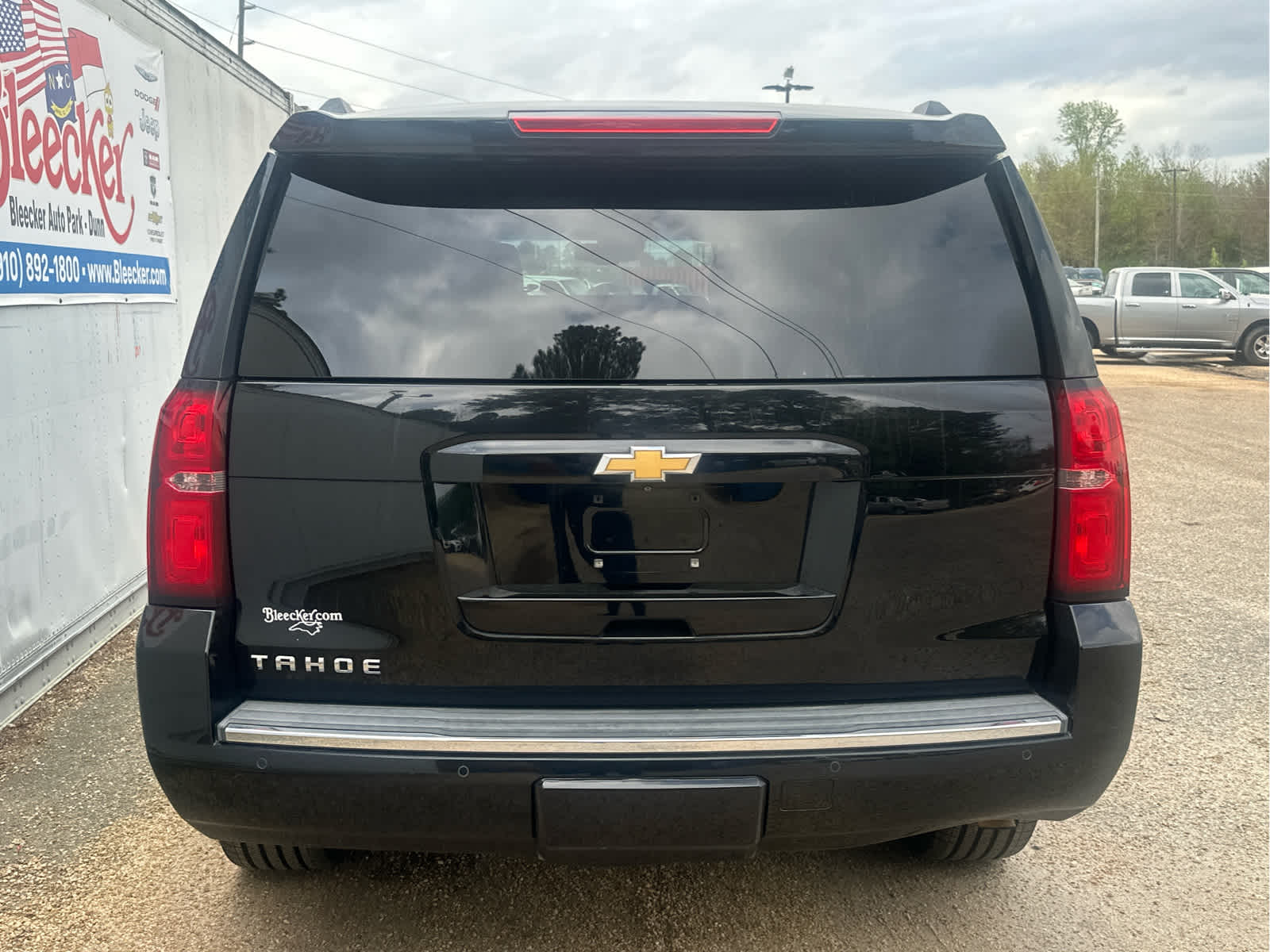 Vehicle image 8 of 48