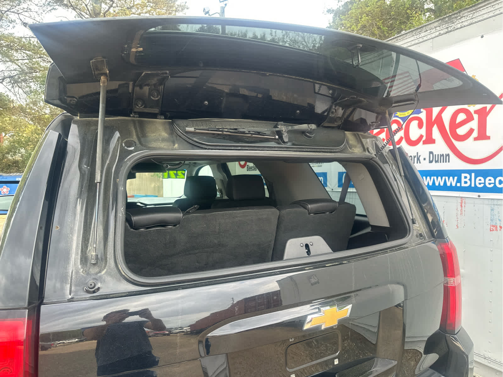 Vehicle image 5 of 48