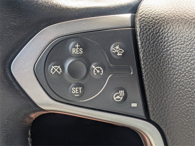 Vehicle image 28 of 32