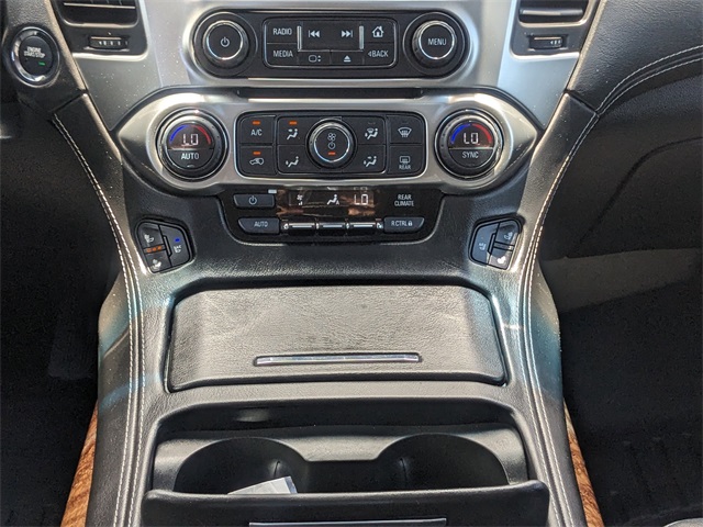 Vehicle image 20 of 32