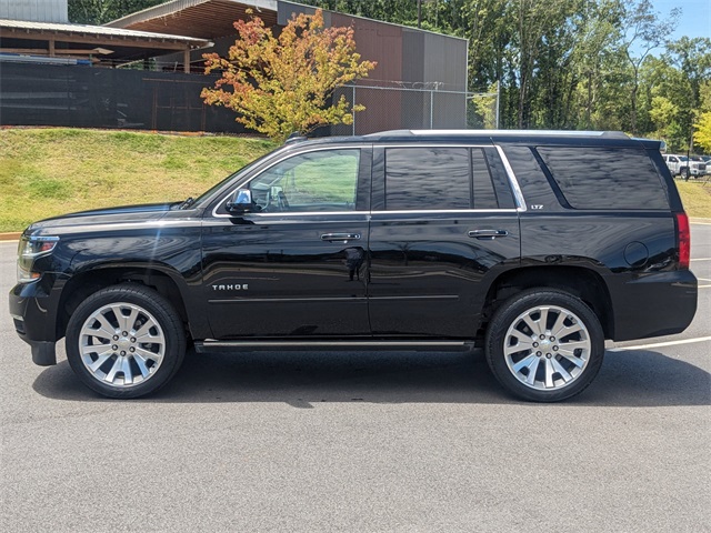 Vehicle image 8 of 32