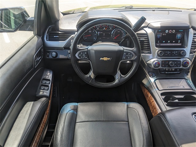 Vehicle image 14 of 32
