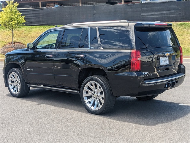 Vehicle image 7 of 32