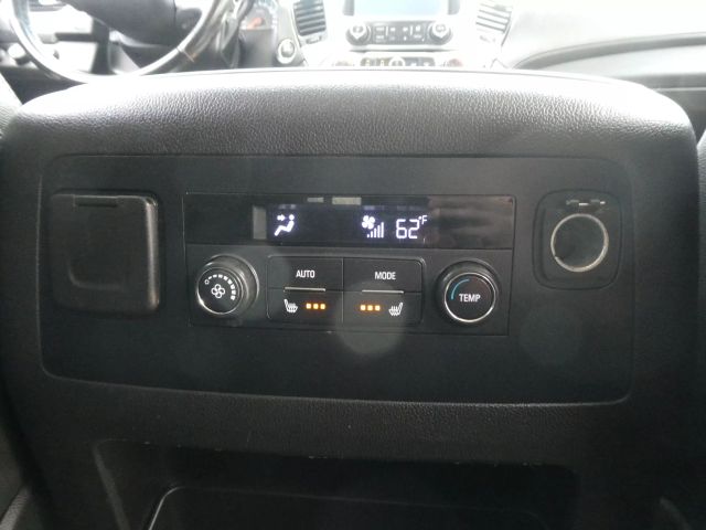 2015 Chevrolet Tahoe LTZ Image 12 of 35