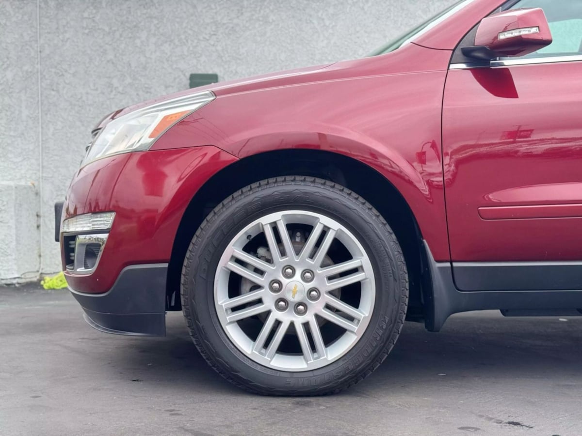 Vehicle image 11 of 29