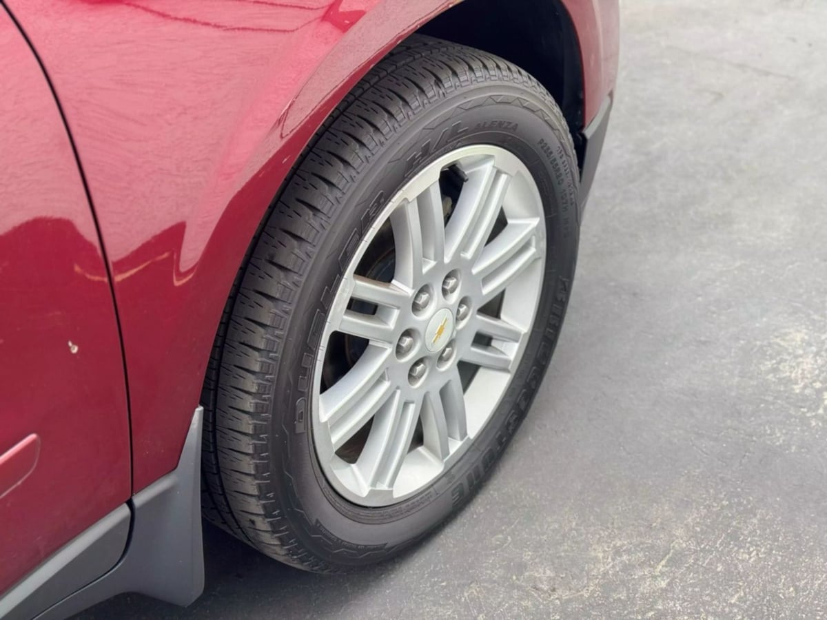 Vehicle image 10 of 29