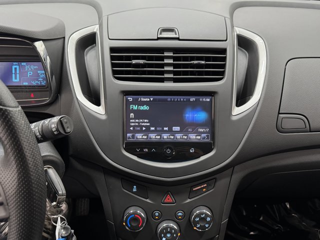 Vehicle image 19 of 29