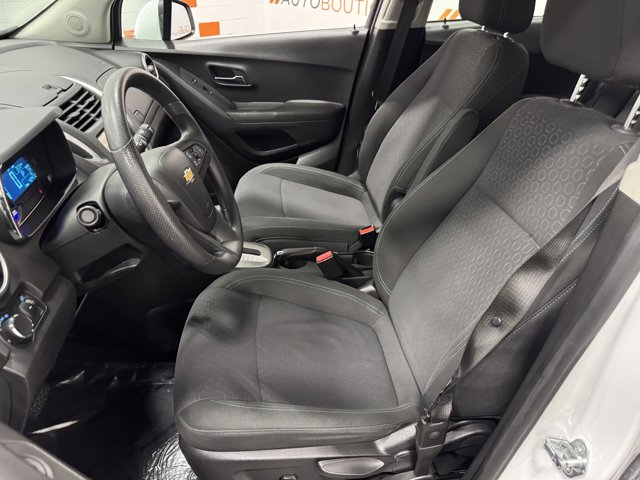 Vehicle image 11 of 29