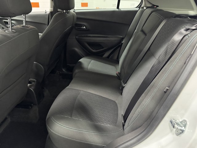 Vehicle image 10 of 29