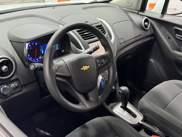 Vehicle image 14 of 29