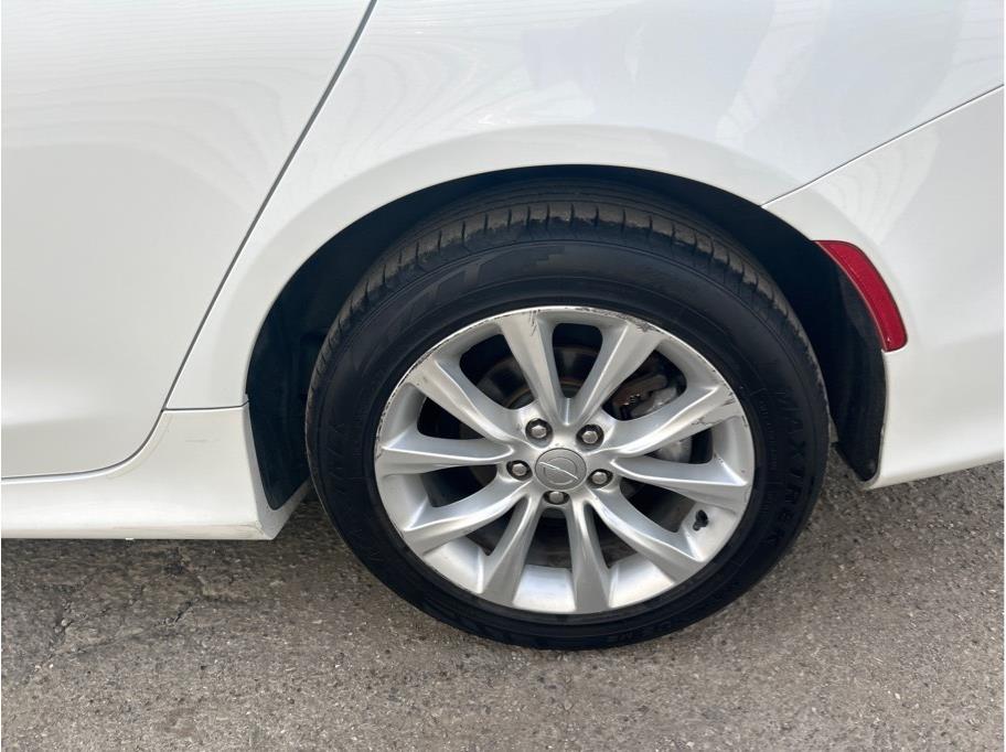 Vehicle image 23 of 23