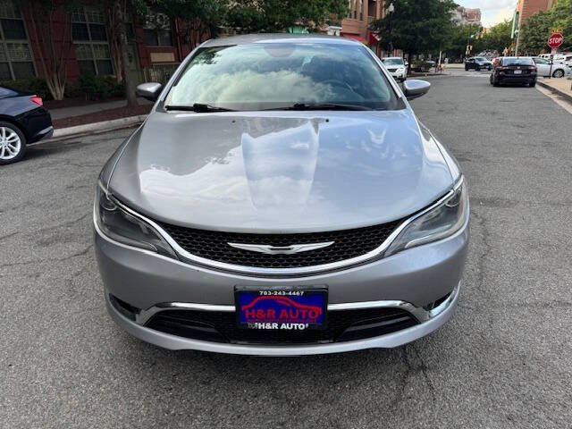 Vehicle image 3 of 17