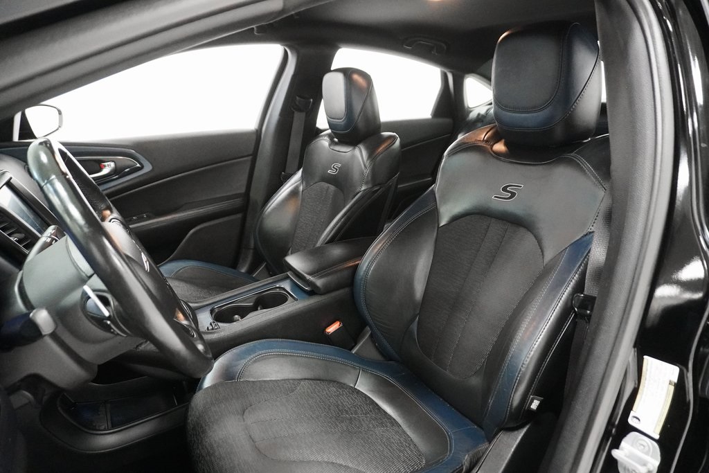 Vehicle image 9 of 29