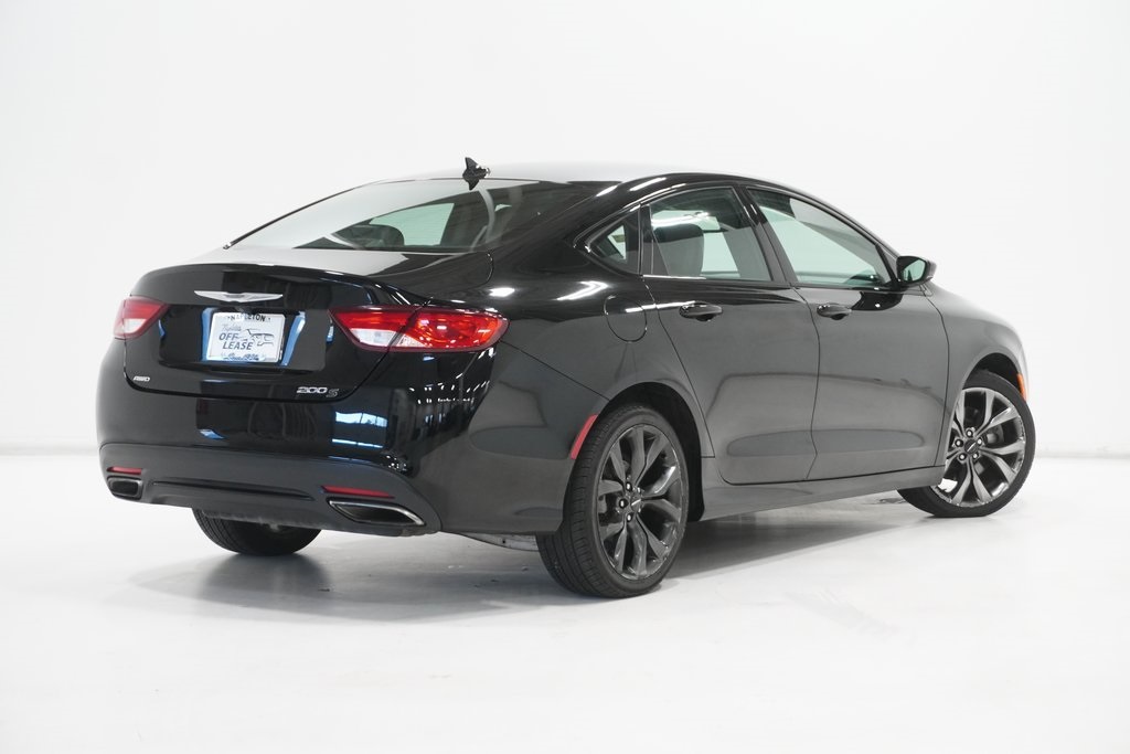 Vehicle image 5 of 29