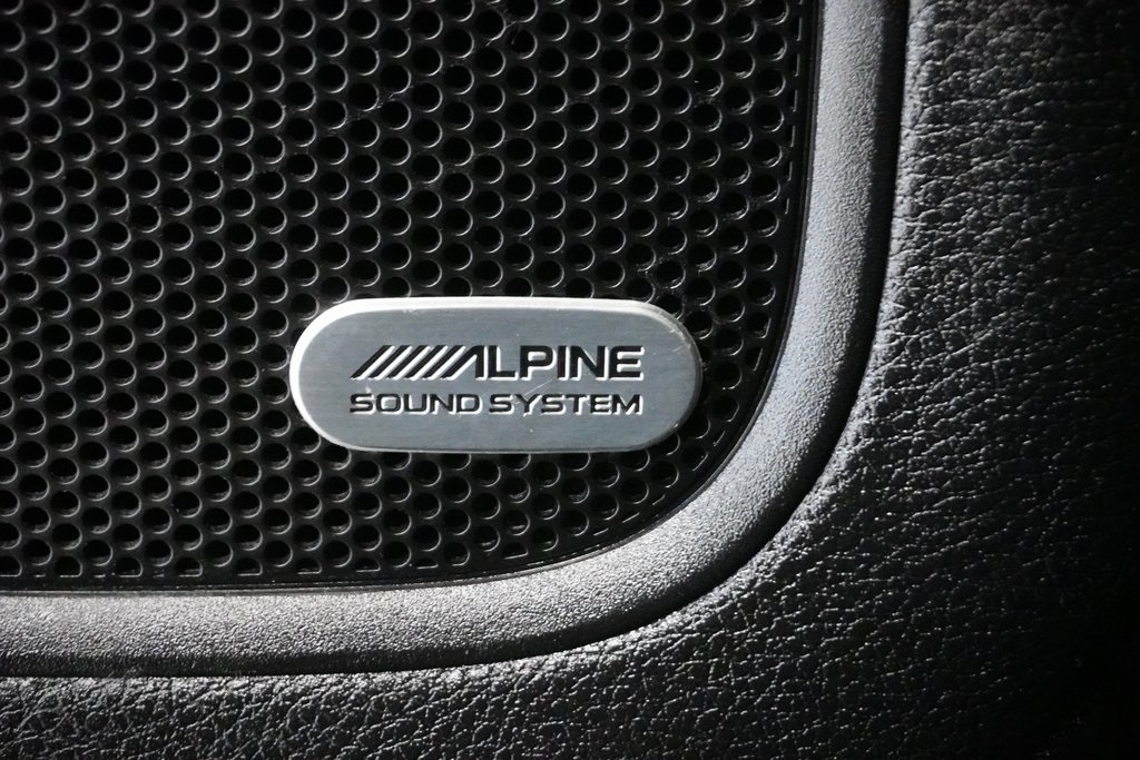 Vehicle image 13 of 29