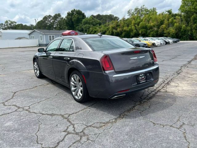 Vehicle image 8 of 33