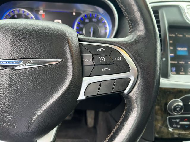 Vehicle image 15 of 33