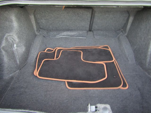 2015 Dodge Challenger SRT 392 Image 9 of 35