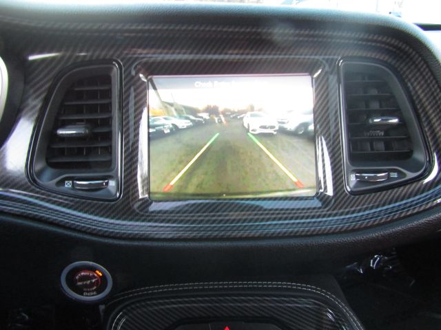 2015 Dodge Challenger SRT 392 Image 19 of 35