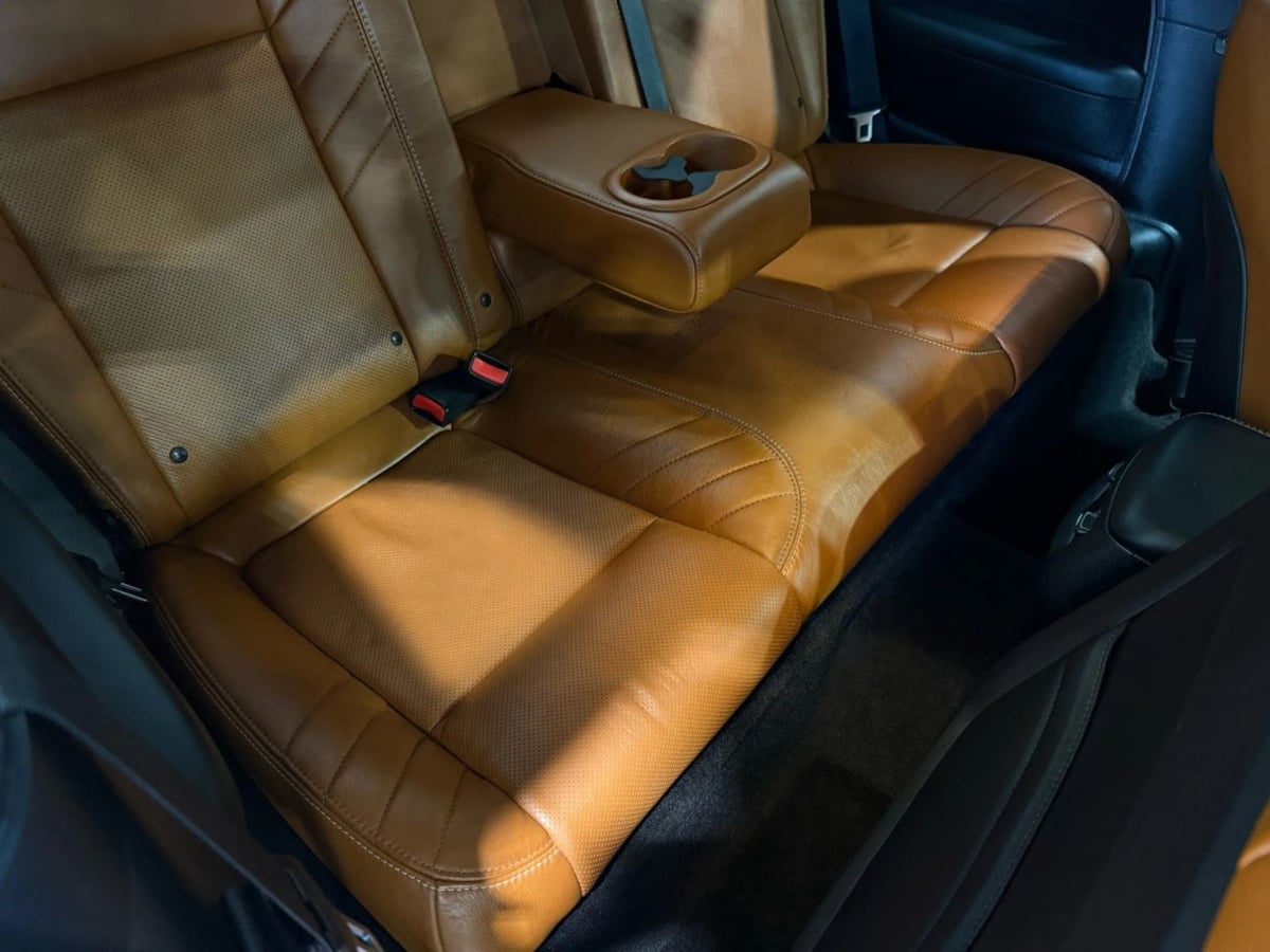 2015 Dodge Challenger SRT Hellcat Image 16 of 36